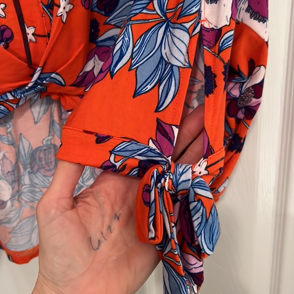 Blouse - Picture 3 of 5